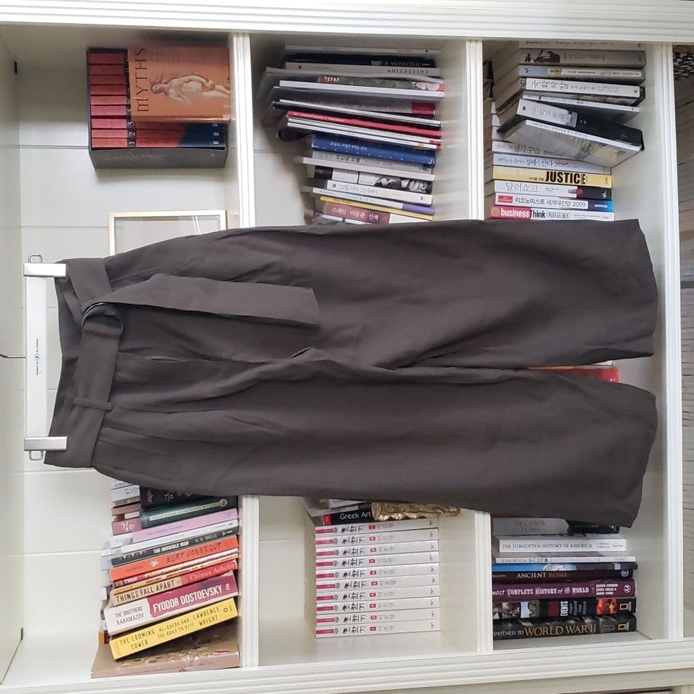 Formal pants (Tag still on)